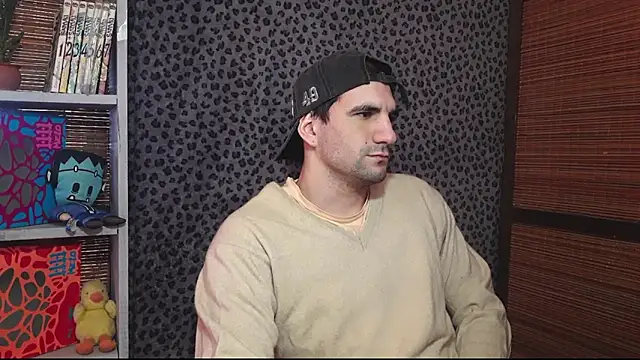 Snapshot of ObeyLust chatting on 09/22/25, 11:45 ObeyLust online show from 09/22/25, 11:45