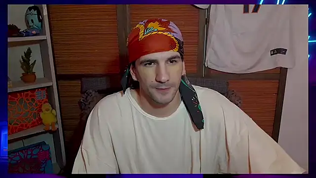 Snapshot of ObeyLust chatting on 09/30/25, 10:09 ObeyLust online show from 09/30/25, 10:09