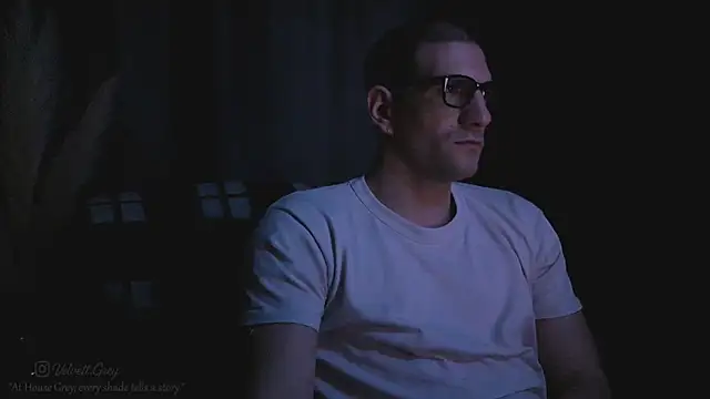 Snapshot of ObeyLust chatting on 10/18/25, 12:24 ObeyLust online show from 10/18/25, 12:24