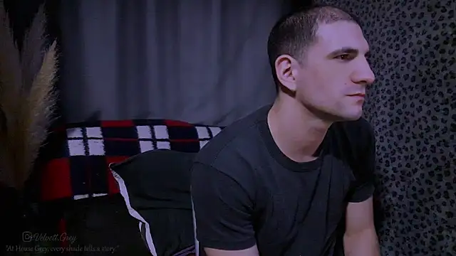 Snapshot of ObeyLust chatting on 10/22/25, 02:34 ObeyLust online show from 10/22/25, 02:34