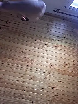 Snapshot of ObeyLust chatting on 10/31/25, 05:58 ObeyLust online show from 10/31/25, 05:58