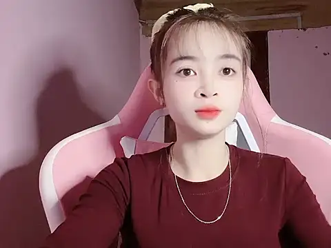 Suna7383 online show from 11/18/25, 04:11