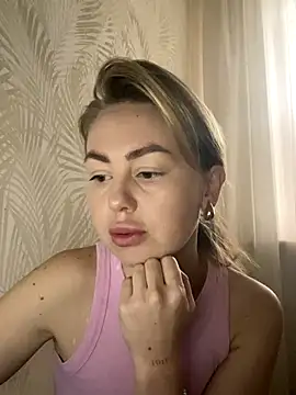 MartaLuna  online show from 11/04/25, 08:35