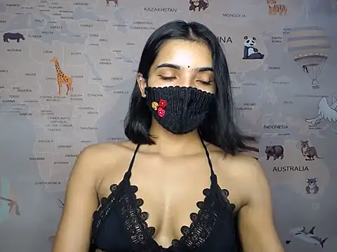 Snapshot of Sweetangle24 chatting on 09/18/25, 07:27 Sweetangle24 online show from 09/18/25, 07:27