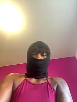 douceebene online show from 09/28/25, 11:26