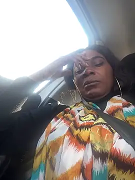 douceebene online show from 10/15/25, 11:54