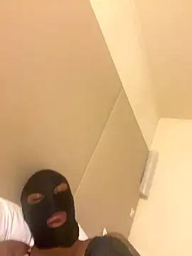 douceebene online show from 10/16/25, 04:13