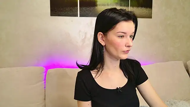 sweet strawber online show from 09/21/25, 08:21