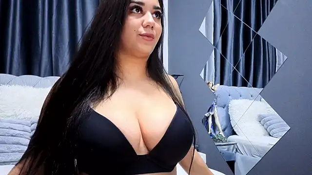 Snapshot of Allison_Karter chatting on 10/30/25, 12:17 Allison Karter online show from 10/30/25, 12:17