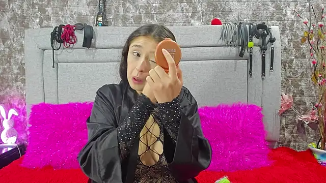 Snapshot of KatyVelvet chatting on 02/19/26, 02:51 KatyVelvet online show from 02/19/26, 02:51