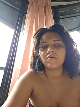 Snapshot of MaoMaoLa chatting on 11/08/25, 07:34 MaoMaoLa online show from 11/08/25, 07:34