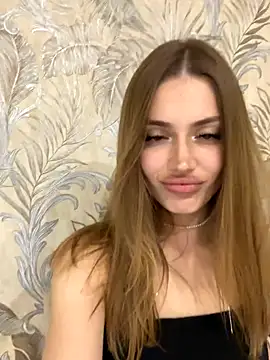 Elizabeth Tay online show from 11/02/25, 05:37