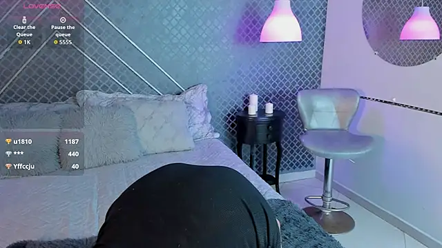 Snapshot of Siaa_rosee chatting on 10/28/25, 07:38 Siaa rosee online show from 10/28/25, 07:38