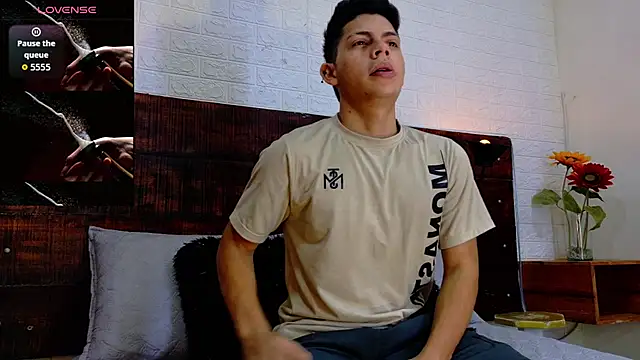 JhosuaVega online show from 09/28/25, 02:06