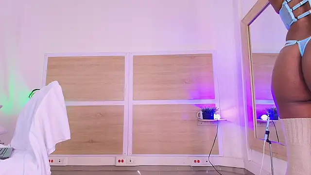 ValeryCortezm online show from 01/17/26, 01:05