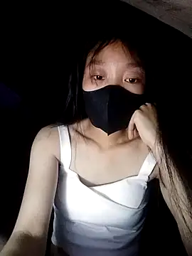 Snapshot of Phuoc_xx chatting on 01/17/26, 02:44 Phuoc xx online show from 01/17/26, 02:44