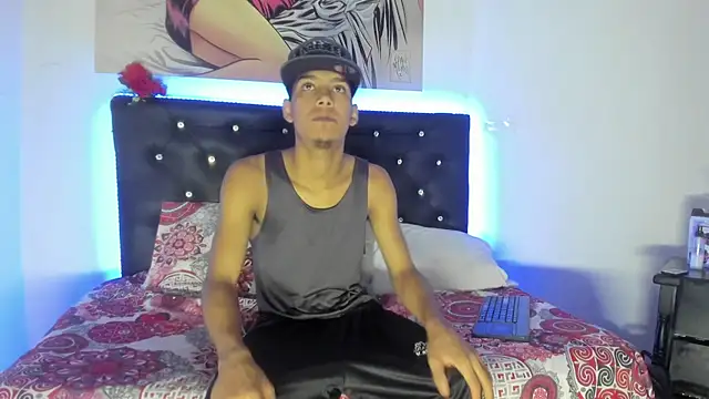 Snapshot of xxKamadevaxx chatting on 11/02/25, 12:29 xxKamadevaxx online show from 11/02/25, 12:29