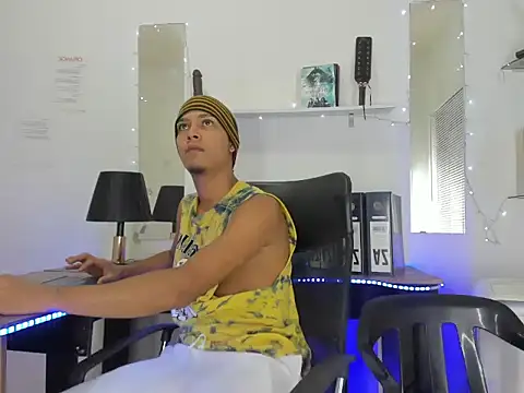 xxKamadevaxx online show from 05/07/26, 12:21