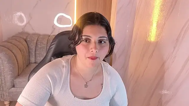 mia hot tf online show from 10/23/25, 01:54