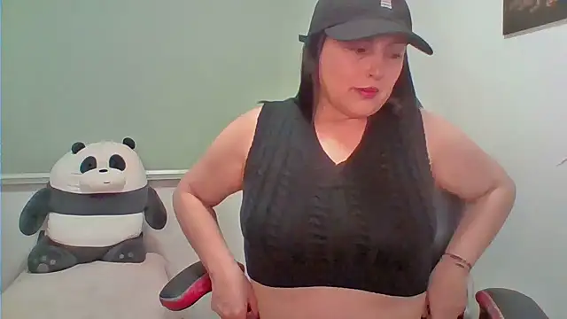 Snapshot of Venusina_07 chatting on 03/18/26, 04:04 Venusina 07 online show from 03/18/26, 04:04