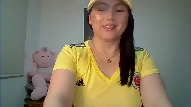 Snapshot of Venusina_07 chatting on 06/13/26, 03:48 Venusina 07 online show from 06/13/26, 03:48