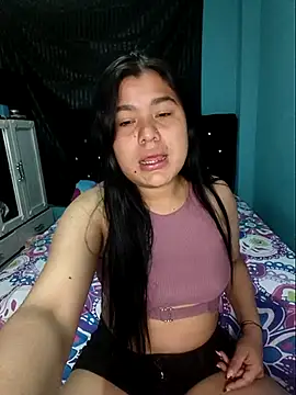 Snapshot of April_Becker chatting on 04/08/26, 03:06 April Becker online show from 04/08/26, 03:06