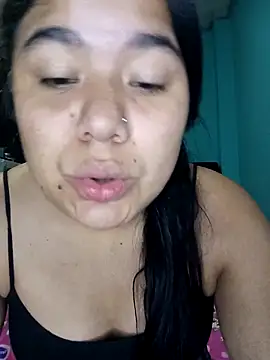 Snapshot of April_Becker chatting on 04/12/26, 03:11 April Becker online show from 04/12/26, 03:11