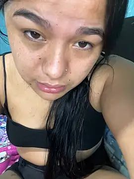 Snapshot of April_Becker chatting on 05/02/26, 03:22 April Becker online show from 05/02/26, 03:22