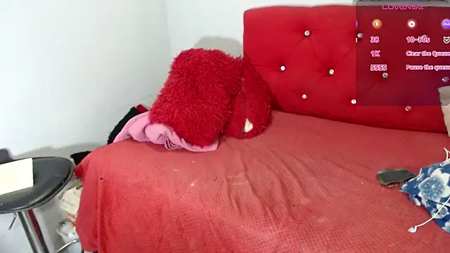 Snapshot of Anthonella_duran chatting on 11/22/25, 03:44 Anthonella duran online show from 11/22/25, 03:44