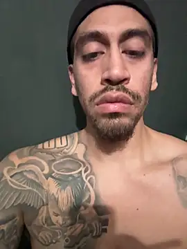 busnfatnutsLildee online show from 10/26/25, 08:09