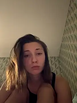 Snapshot of Sacred_Mary chatting on 09/13/25, 09:36 Sacred Mary online show from 09/13/25, 09:36