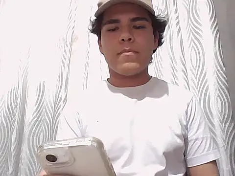 Snapshot of kjesusd12 chatting on 10/01/25, 09:21 kjesusd12 online show from 10/01/25, 09:21