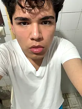 Snapshot of kjesusd12 chatting on 10/06/25, 06:11 kjesusd12 online show from 10/06/25, 06:11