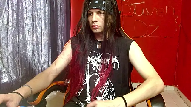 Snapshot of stvn_hot chatting on 04/04/26, 04:15 stvn hot online show from 04/04/26, 04:15