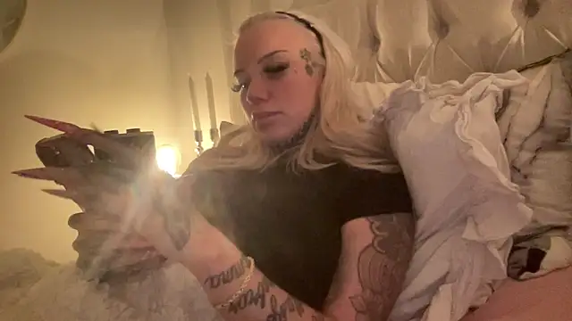 Snapshot of paulinaalatalo chatting on 03/28/26, 07:02 paulinaalatalo online show from 03/28/26, 07:02