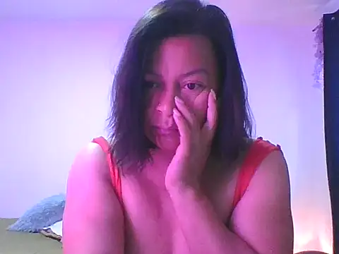 adri89-g online show from 10/01/25, 11:27