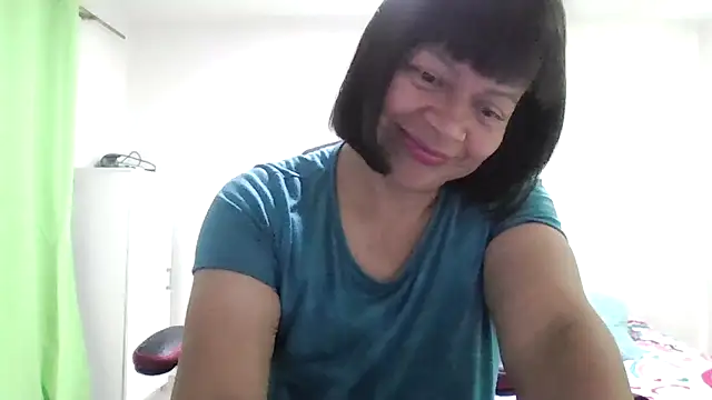 Snapshot of adri89-g chatting on 07/12/26, 03:58 adri89-g online show from 07/12/26, 03:58