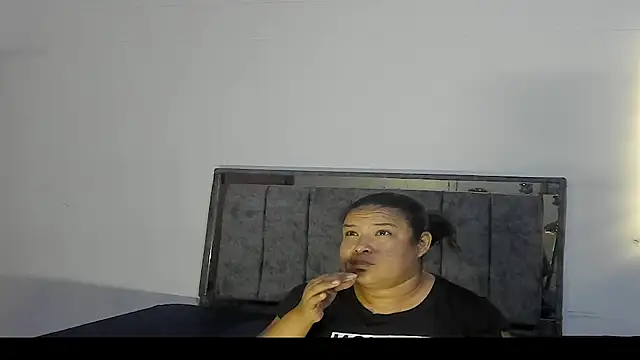 morenita sexlove online show from 02/15/26, 07:10