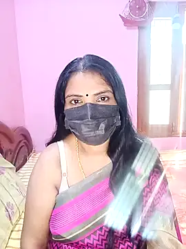 Snapshot of KannadaTamilTeluguBeauty chatting on 10/29/25, 08:38 KannadaTamilTeluguBeauty online show from 10/29/25, 08:38