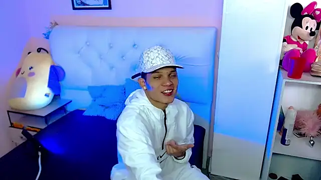 EL VENEZOLANO 22CM online show from 10/03/25, 07:33