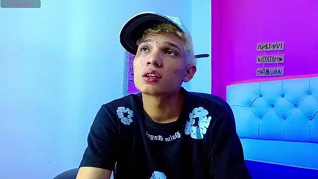 EL VENEZOLANO 22CM online show from 10/09/25, 04:43