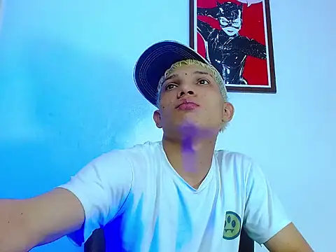 EL VENEZOLANO 22CM online show from 10/28/25, 04:49