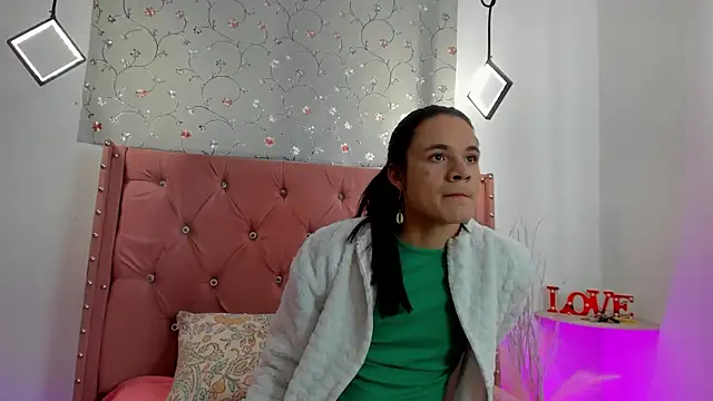 rhianna-coral online show from 09/14/25, 08:52