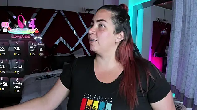 Snapshot of alexiaystive3 chatting on 12/17/25, 09:21 alexiaystive3 online show from 12/17/25, 09:21