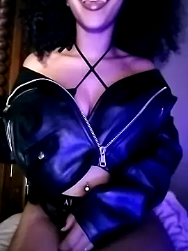 morena 925 online show from 09/22/25, 10:12