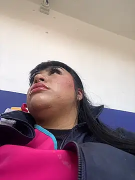 valentinahevanly online show from 10/23/25, 02:05