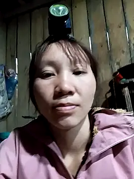 bonnie-00 online show from 02/05/26, 11:04