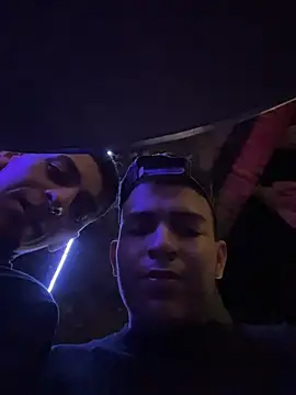 Snapshot of maykel_and_mike chatting on 10/08/25, 03:26 maykel and mike online show from 10/08/25, 03:26