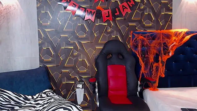 Snapshot of fire_drako_ chatting on 11/04/25, 03:33 fire drako online show from 11/04/25, 03:33