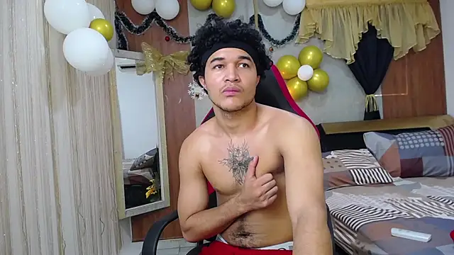 Snapshot of fire_drako_ chatting on 11/19/25, 05:46 fire drako online show from 11/19/25, 05:46